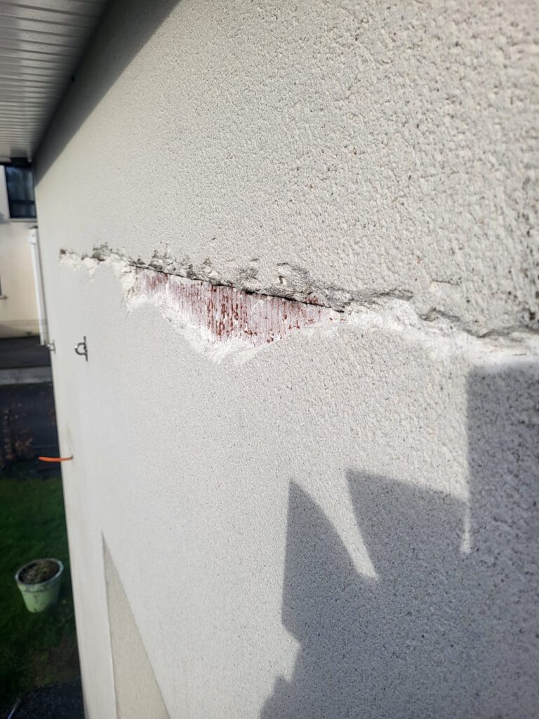 RENOVATION FISSURES DAMGAN