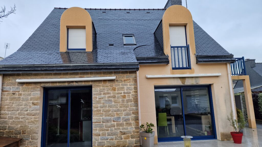 Ravalement de façades Herbignac - Décontamination des murs