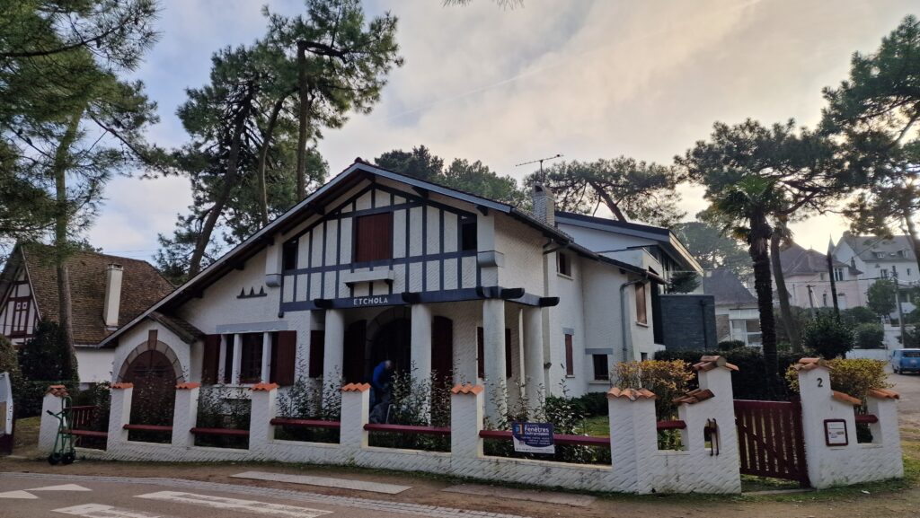 Ravalement de façades d'une maison classée remarquable à La Baule